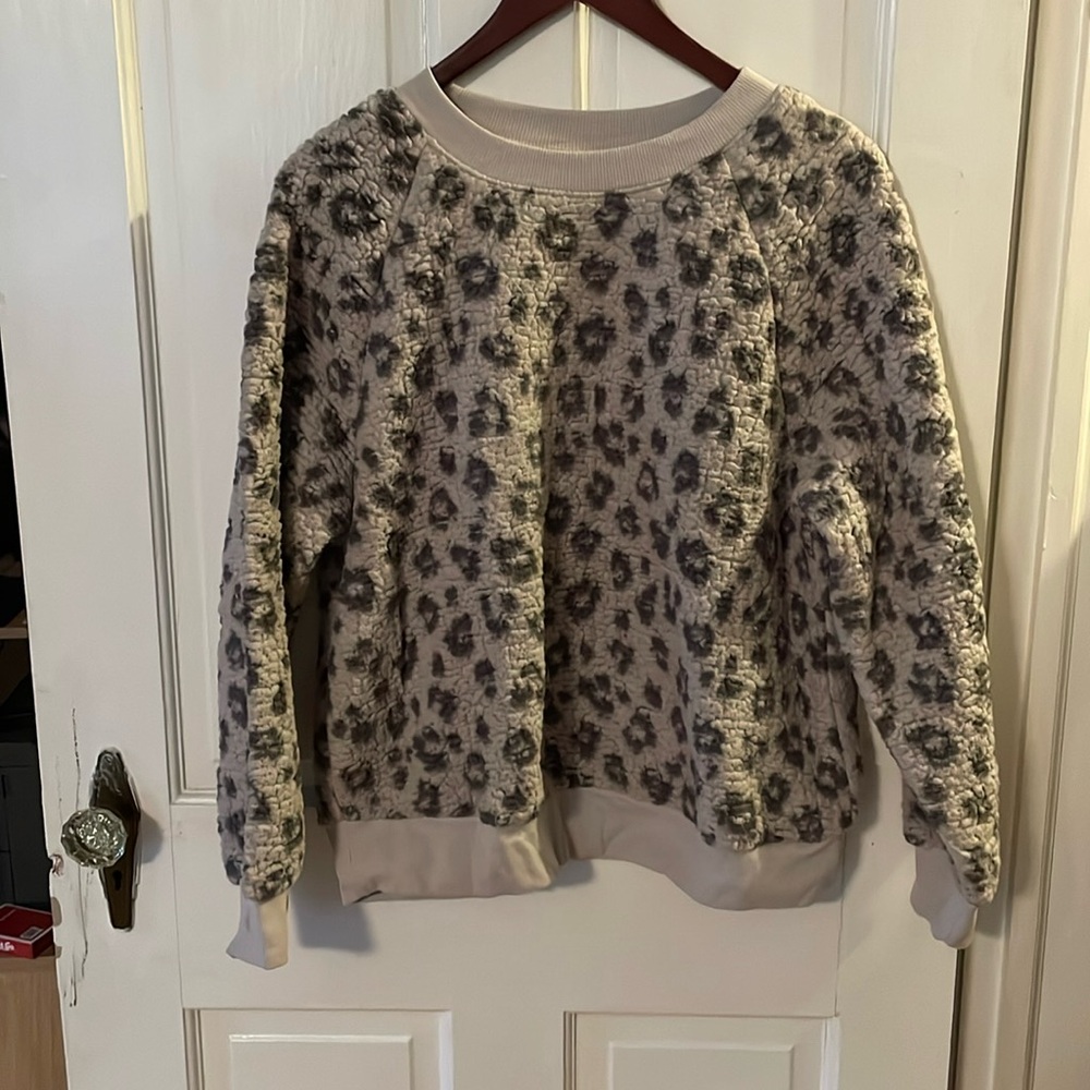 Animal print Sherpa sweatshirt. Size medium.